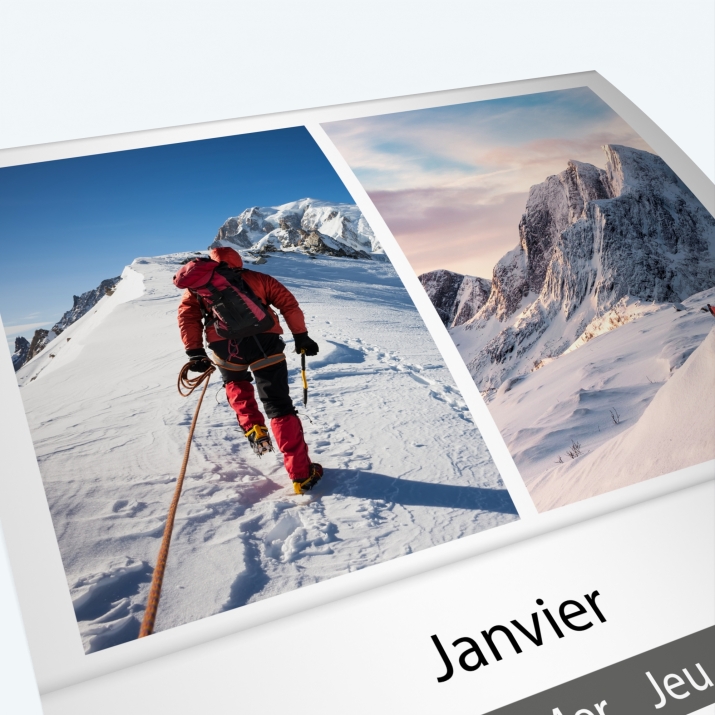 Calendrier agrafé Classic - Nombre de photos, logos et texte illimité